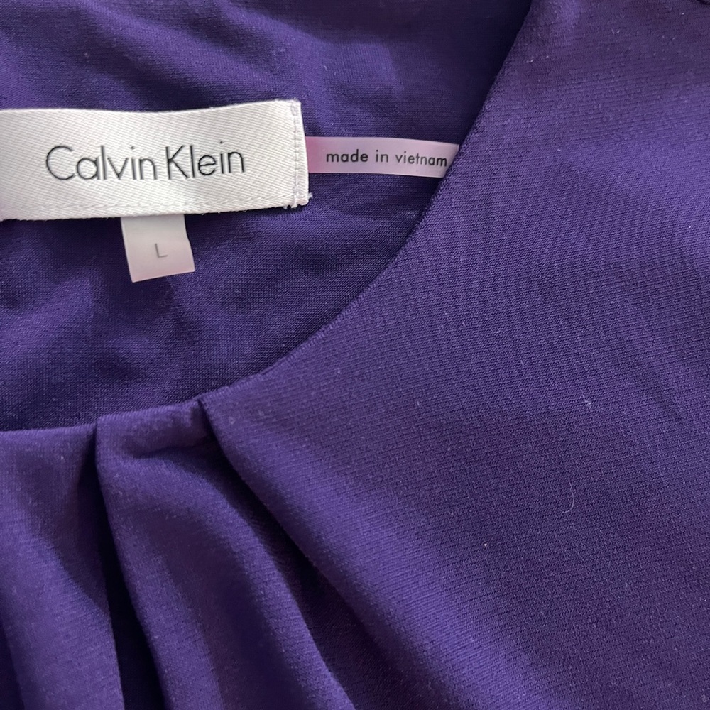 Calvin Klein Women's Blouse in Rich Purple